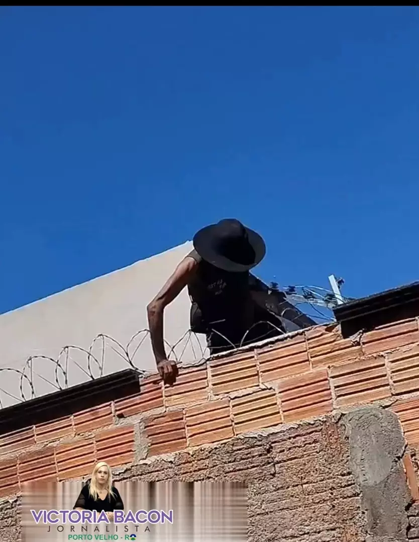 Em Porto Velho mais uma residência é invadida por ladrão. Vizinha filmou e chamou a polícia!